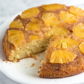 Fresh Pineapple Upside-Down Cake