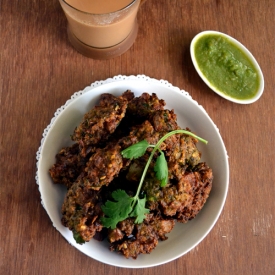 Moong Dal Pakoda | Fritters