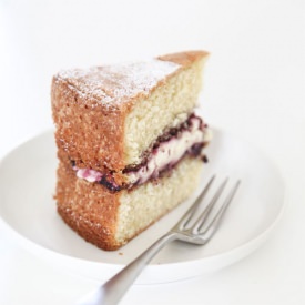 Spelt Victoria Sponge