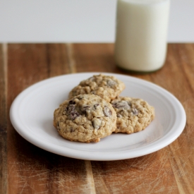 Chocolate Chip Oatmeal Cookies