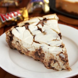 Skinny Candy Bar Cheesecake