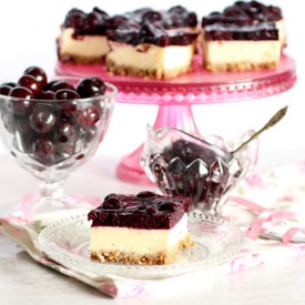 Sweet Cherry Cheesecake