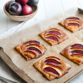 Gluten Free Plum Frangipan Tarts