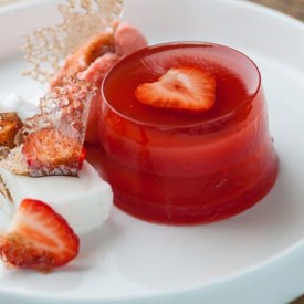 Strawberry and Champagne Jelly