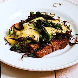 Asparagus with Hollandaise on Toast