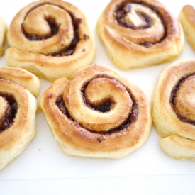 Cinnamon Date Rolls