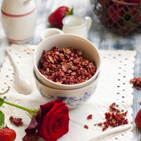 Strawberry Granola