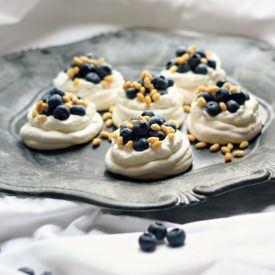 Blueberry Pavlova