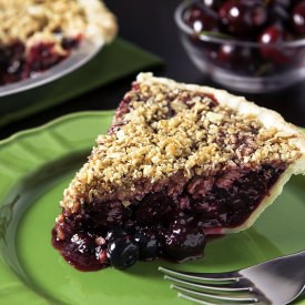 Cherry Berry Crumble Pie