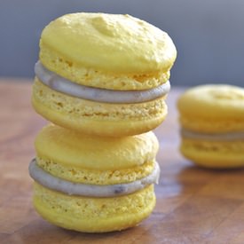 Banana Macarons