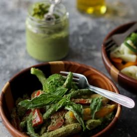 Tomato Pesto Dressed Veggie Salad