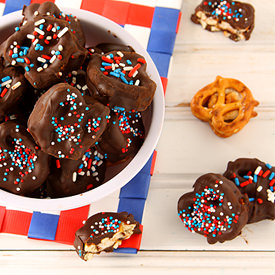 Patriotic Pretzel Smores