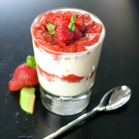 Tart Strawberry Rhubarb Compote