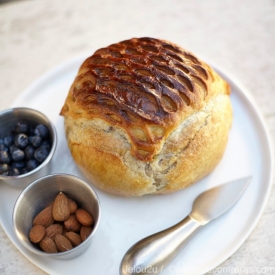 Baked Cheese with Puff Pastry