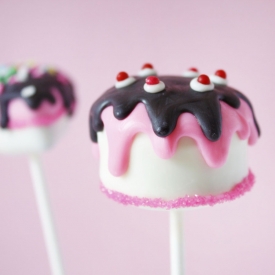 Birthday Cake & Slice – Cake Pops