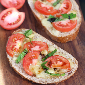 Caprese Garlic Bread