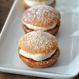 Mini Victorian Sponge Cakes