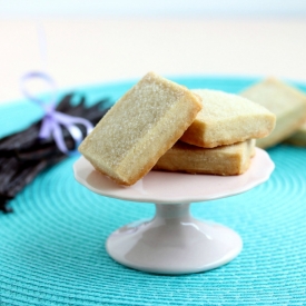 Vanilla Bean Shortbread Cookies