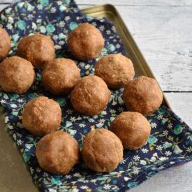 Verkadalai Sattu Maavu Ladoo