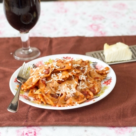 Pasta in Red Wine Sauce