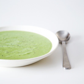 Broccoli and Cashew Summer Soup