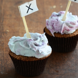 Dark + Stormy Cupcakes