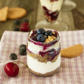 Cup Mascarpone with Cherries