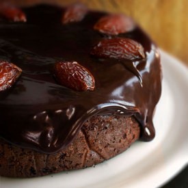 Chocolate-Date Cake with Chocolate