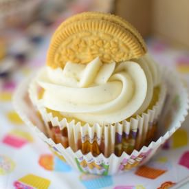 Banana Golden Oreo Cupcakes