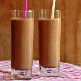 Banana Milkshake and Biscuits