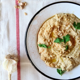 Smooth Hummus Home Made