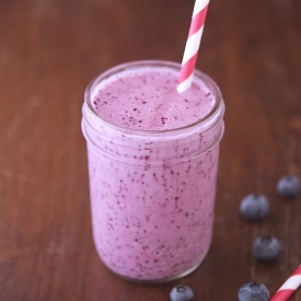 Blueberry Pre-Workout Smoothie