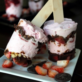 Strawberry Fudge Ice Cream Pops