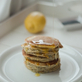 Yummie Lemon Poppyseed Pancakes