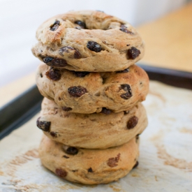 NY-Style Cinnamon Raisin Bagels