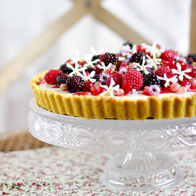 Vegan Tart with Coconut Cream