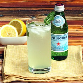 Mint Lemonade with Rum