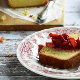 Pound Cake + Strawberry Sauce