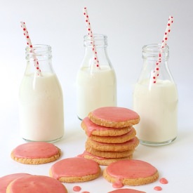 Strawberry-Glazed Butter Thins