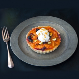 Apricot Tart with Noyaux Cream