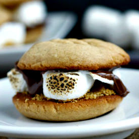 Peanut Butter S’mores Cookies