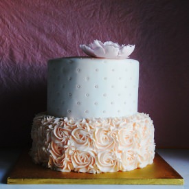 Peach & Pink Wedding Cake