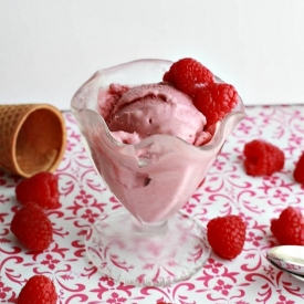 Raspberry Buttermilk Ice Cream