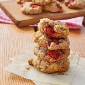 Cookies with Strawberries