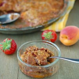 Paleo Strawberry Apricot Crisp