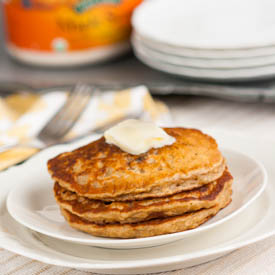 Oatmeal Cookie Pancakes