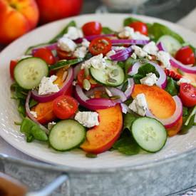 Spinach and Peach Salad