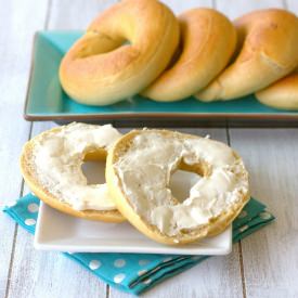 Homemade Plain Bagels