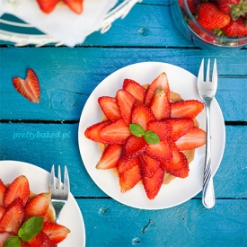 Rhubarb Tartlets with Strawberries