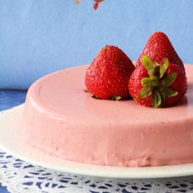 Stawberry Yogurt No Bake Cake